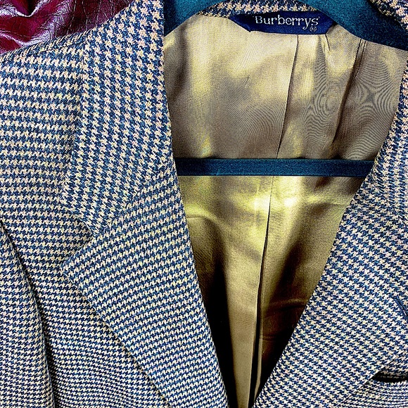 Burberry 100% Wool Blazer - Picture 2 of 10